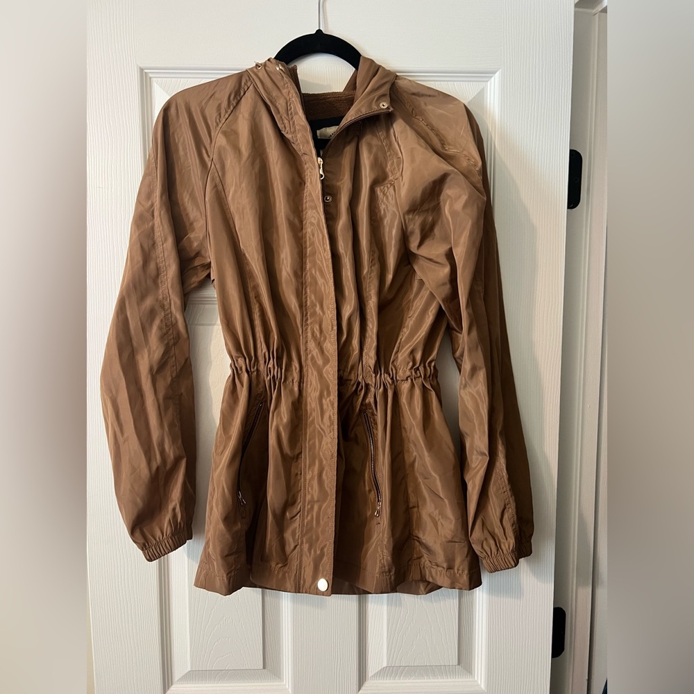Women’s light weight jacket size large with drawstring waist adjuster